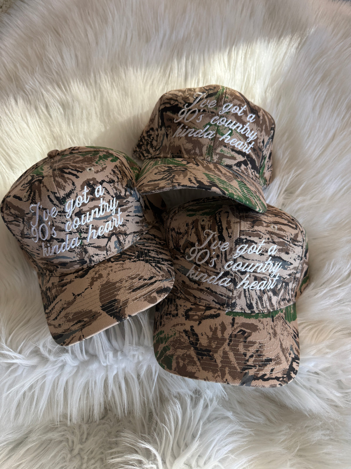 90's Country Heart - Tan Camo