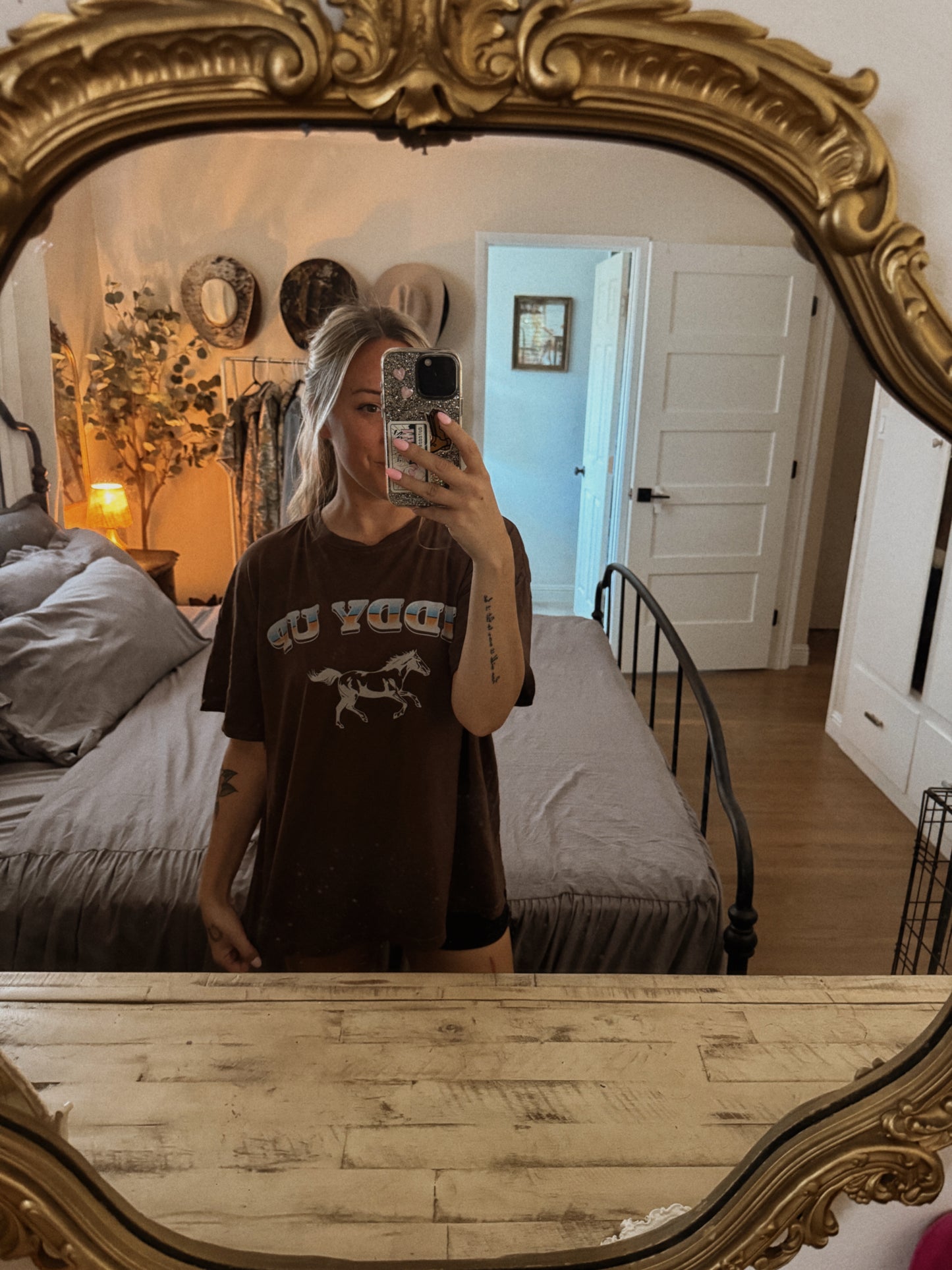 Giddy Up Boyfriend Tee