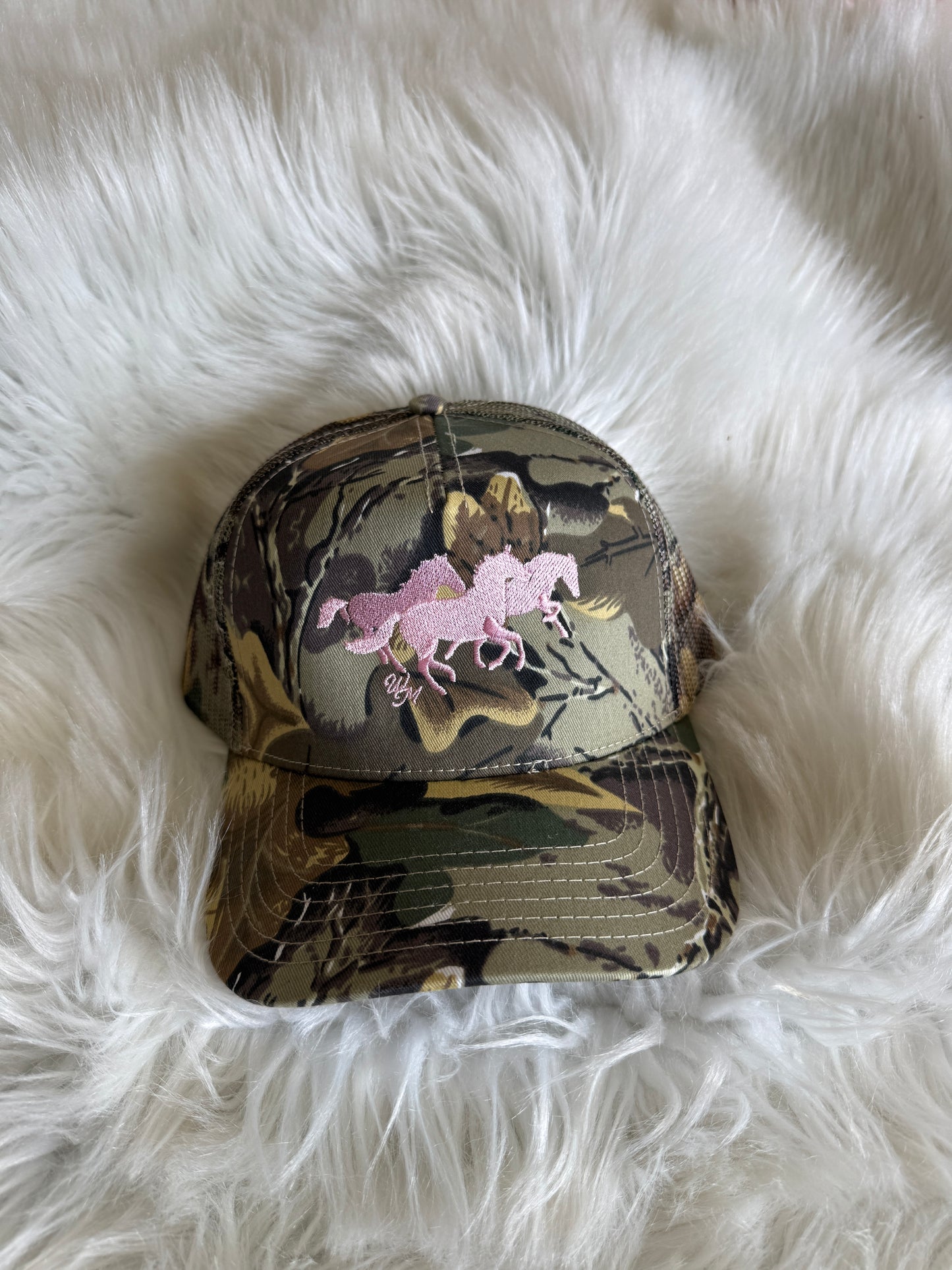 Wild Horses - Camo