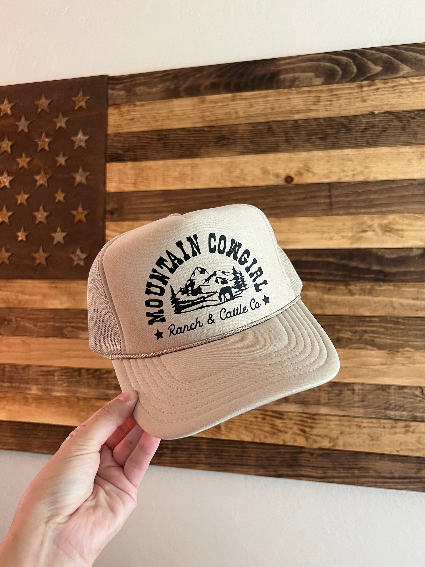 Khaki hat/Black design