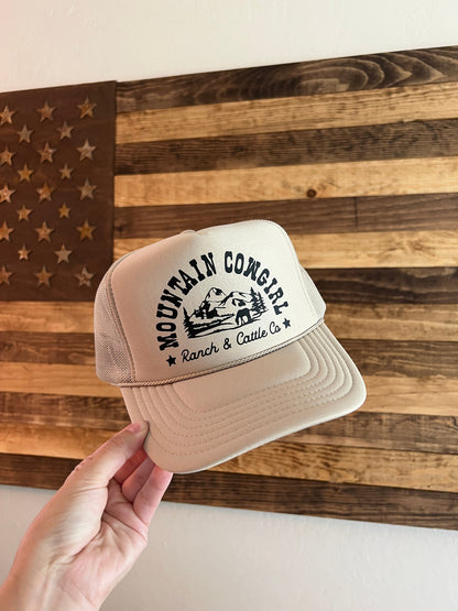 Khaki hat/Black design