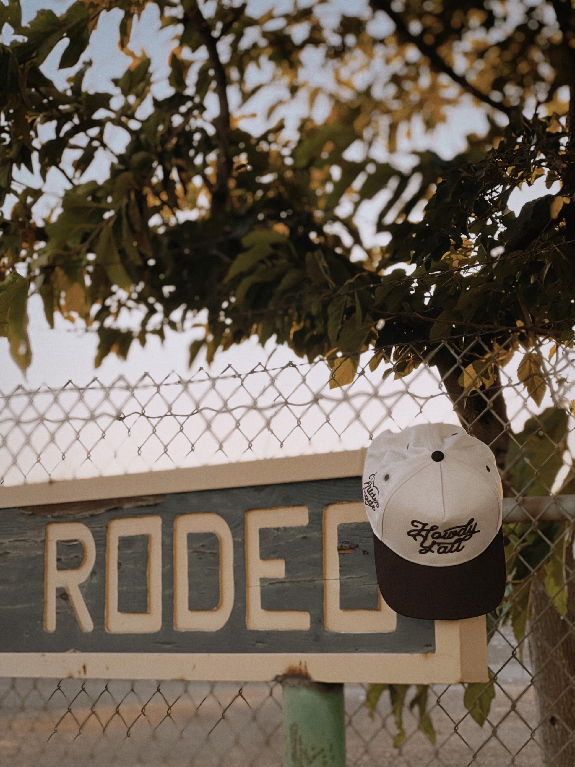 Howdy Y'all Canvas Trucker Hat